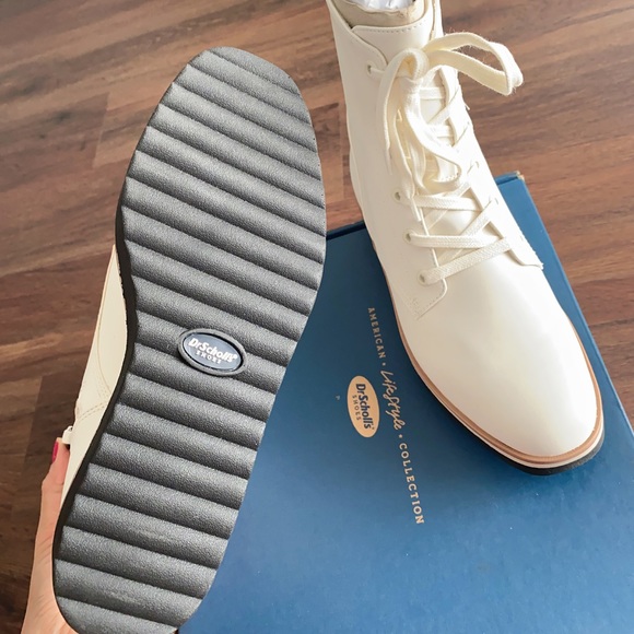 Brand new boot - Picture 5 of 9